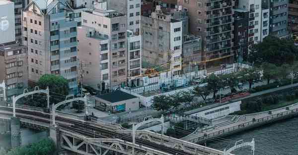 属虎的人在买房时，楼层选择有讲究，98年属虎的不能住几楼